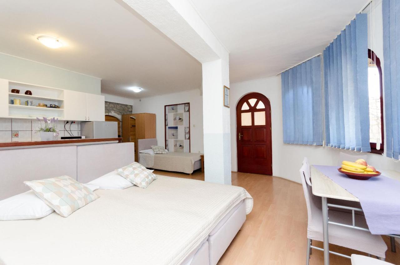 Apartment Goran Novi Vinodolski Ngoại thất bức ảnh