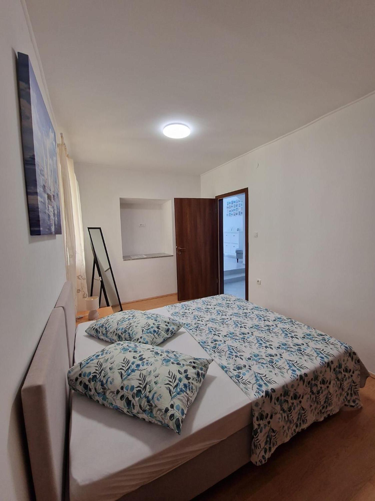 Apartment Goran Novi Vinodolski Ngoại thất bức ảnh