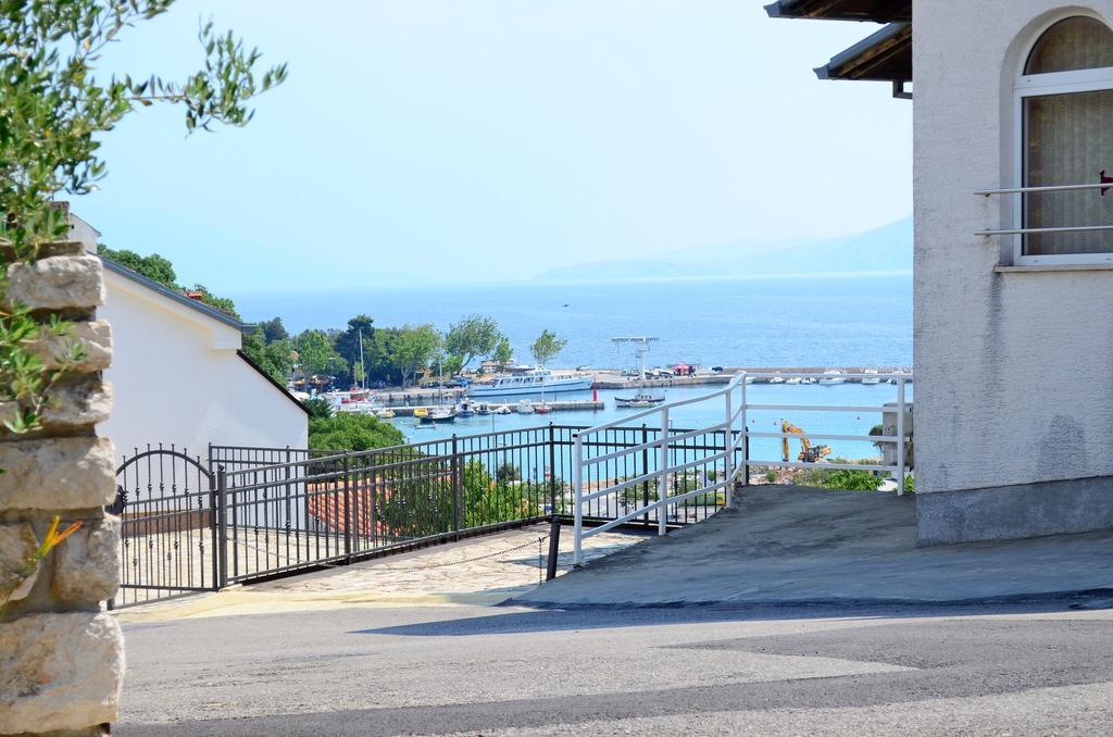 Apartment Goran Novi Vinodolski Ngoại thất bức ảnh